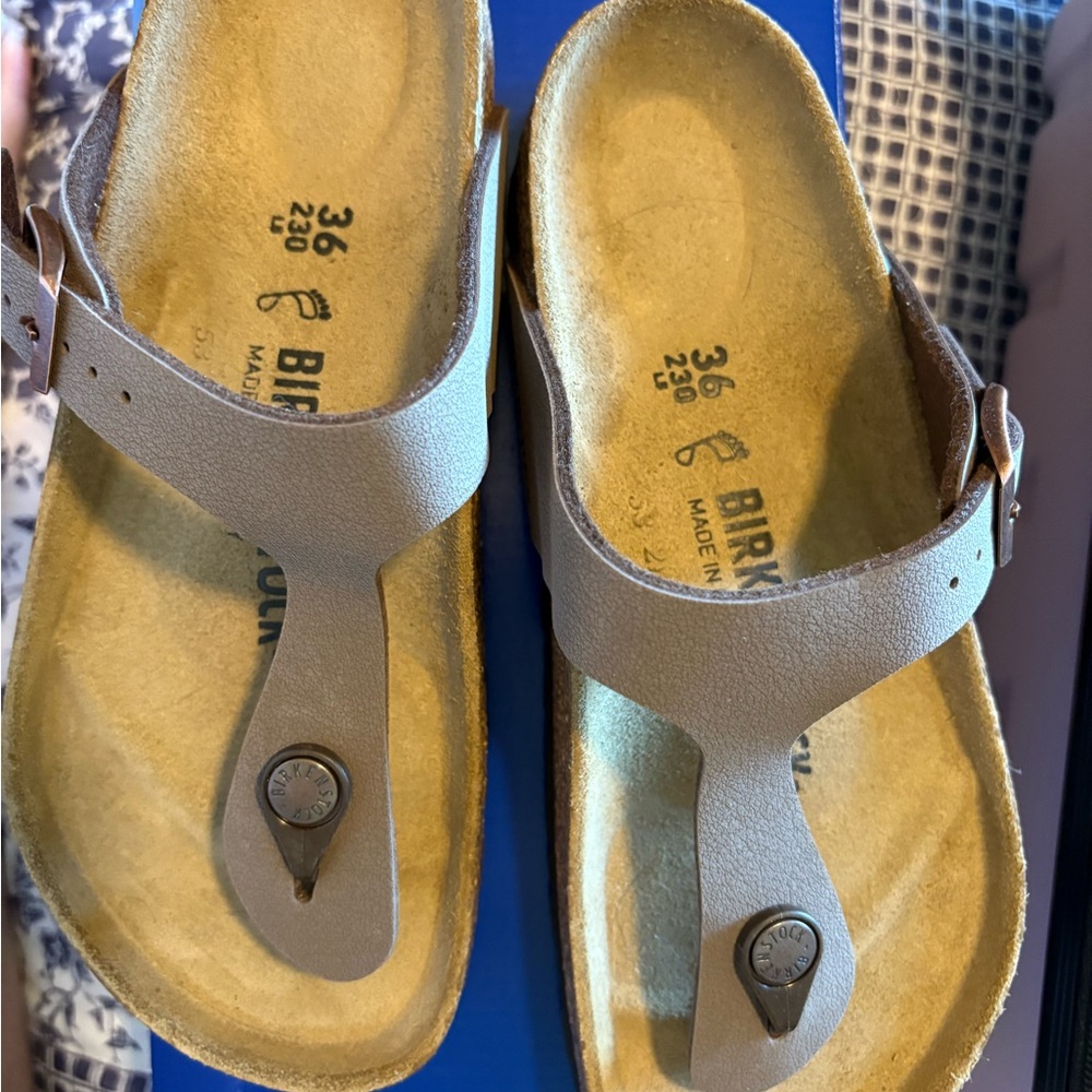 Birkenstock Women's Sandals - Light Brown